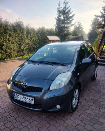 Toyota Yaris cena 17700 przebieg: 231522, rok produkcji 2011 z Oborniki Śląskie małe 137